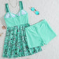 Badeanzug-Set: Badekleid & enganliegende Badeshorts